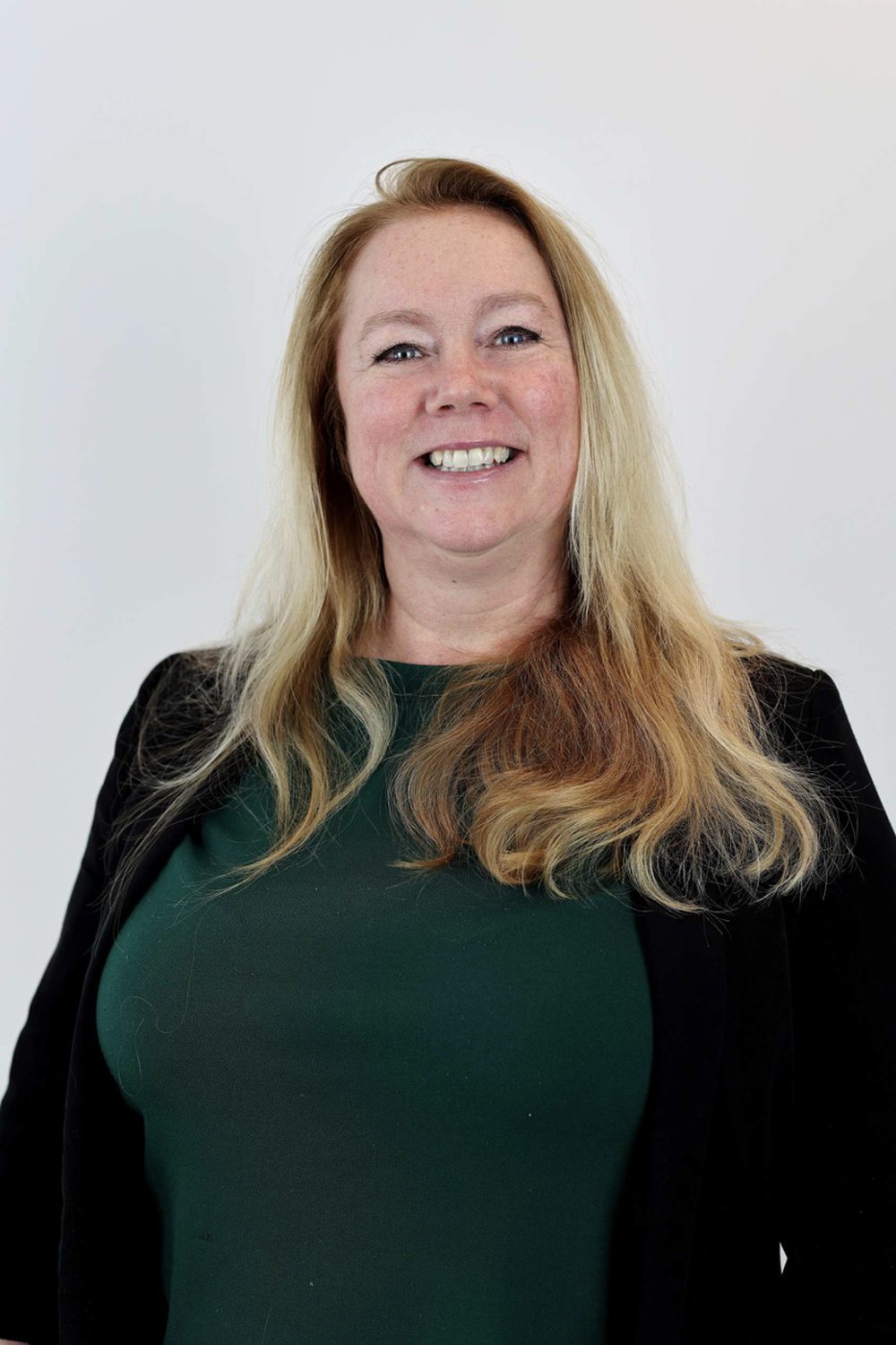 Priscilla Leijdel, Assistant Finance Controller